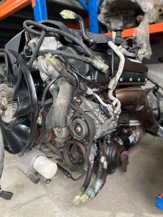 Двигатель Мотор Land Rover 4.4 литра