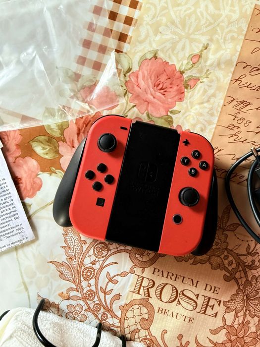 Nintendo switch Oled (Mario Editio)