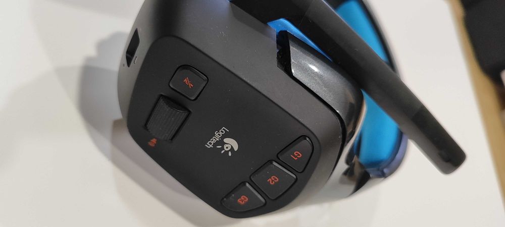 компютърни слушалки Logitech G930 wireless - за части или ремонт