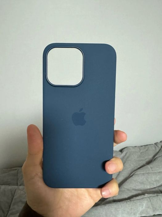 Apple кейс за iPhone 15/15 Pro/15 Pro Max Silicone Case с MagSafe
