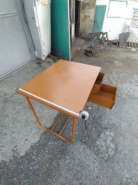 Стол для мастерской