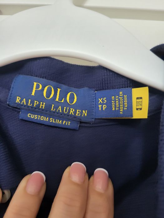 Тениска Ralph Lauren, къси панталони Polo, горнище Nike, кори за футбо