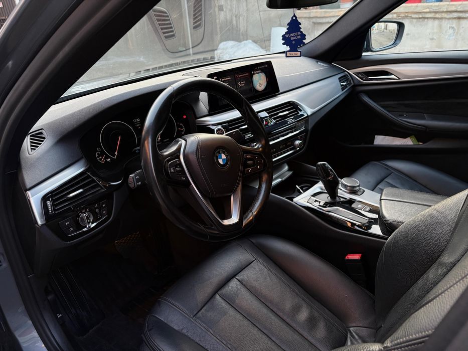BMW G30 520d xDrive 190cp 2019