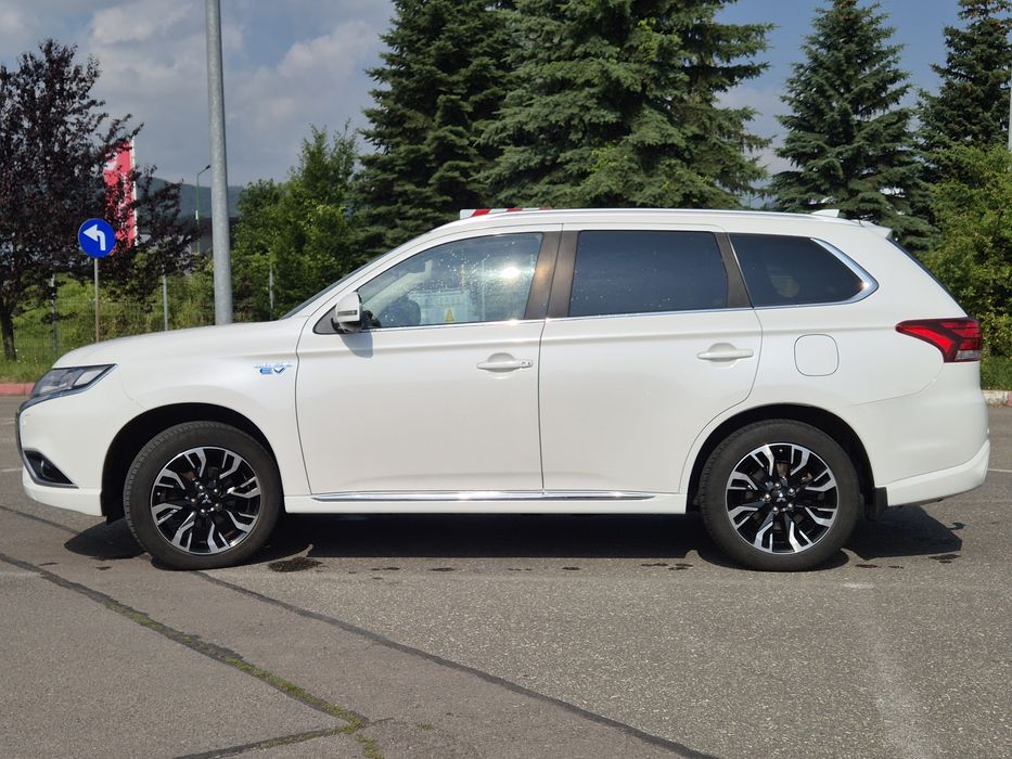 MITSUBISHI Outlander 2017 — imagine 4