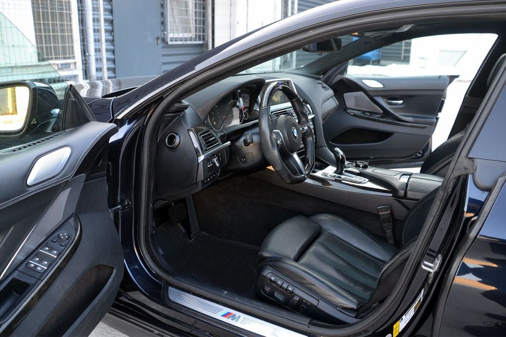 BMW 650I M-Paket 2015 5 Butoane Automata Ventilatie Soft Close