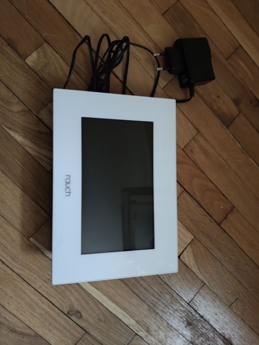 rama foto digitala diagonala 17 cm