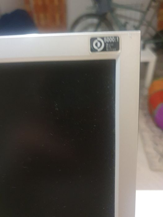 Монитор LG рабочий