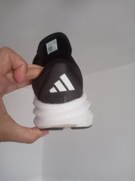 Adidas marca adidas