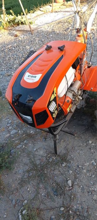 Motokultuatr sotiladi 18hp