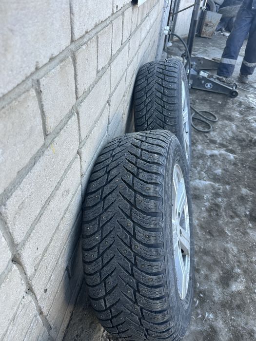 R16 в сборе резина новая