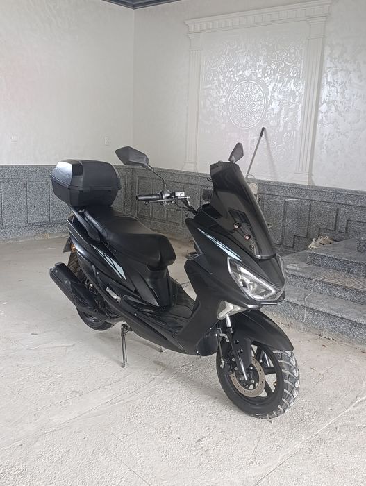 Скутер сотилади 120 куб