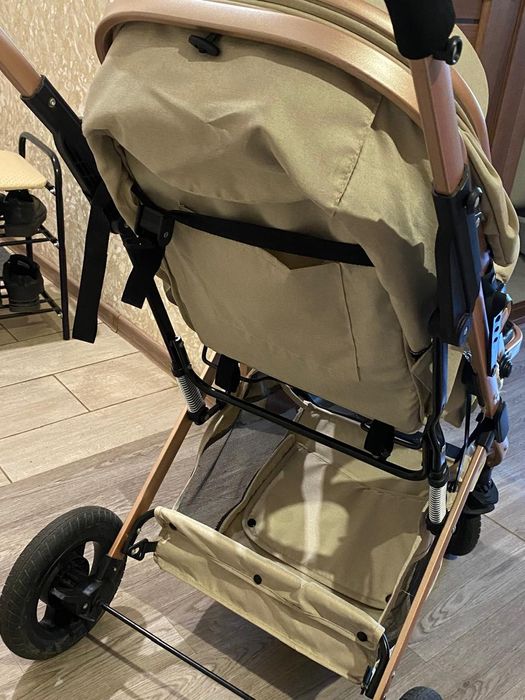 Детская коляска.
