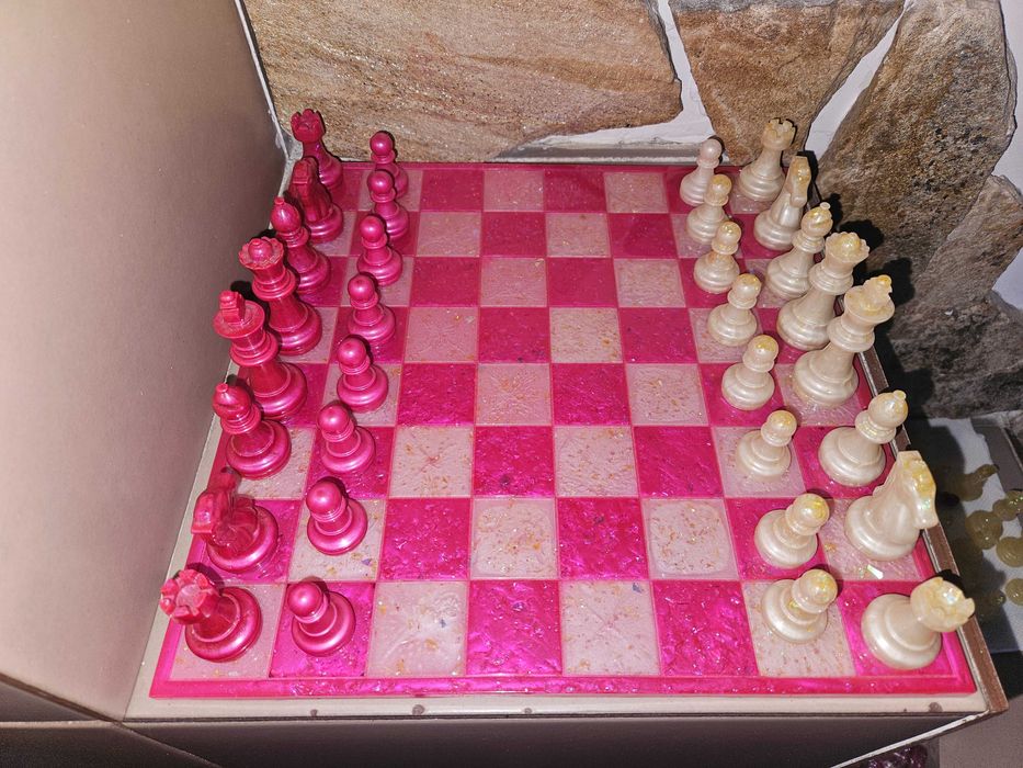 Шах от епоксидна смола