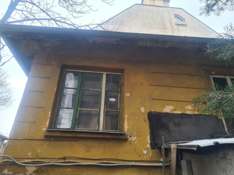 Продава се Къща в София, Хаджи Димитър - 150 кв.м за 24 €/кв.м - Снимка #1