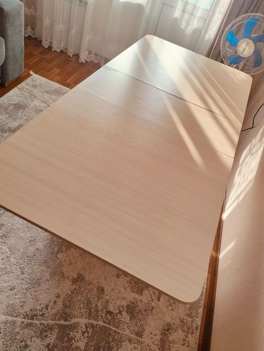 Продам стол книжка!