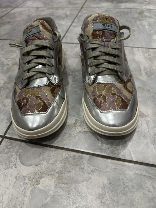 Продам кросовки прадо оригинал !!!