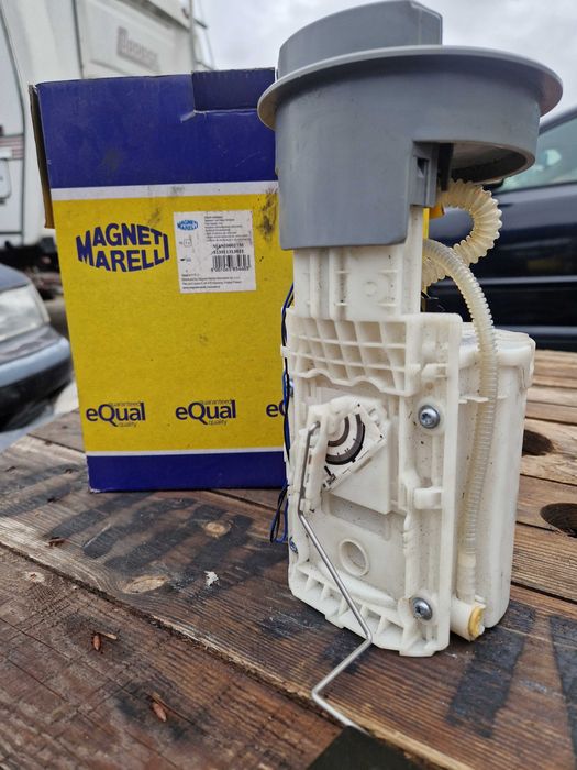 Датчик ниво гориво,горивоподаващ модул за Голф 1.9 тди