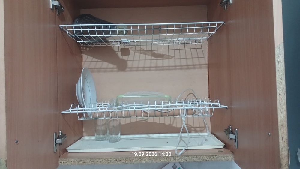Продам кухонный шкаф и мойку