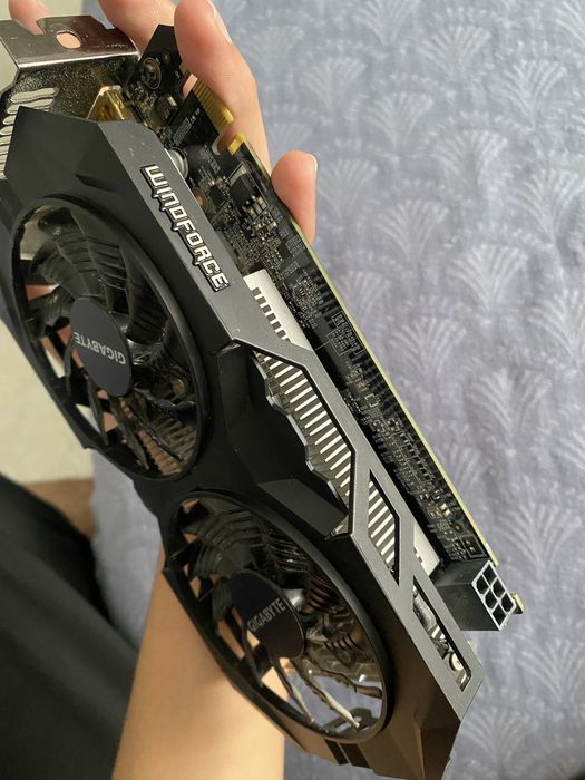 Продаю видекарту gtx 950на 2гб