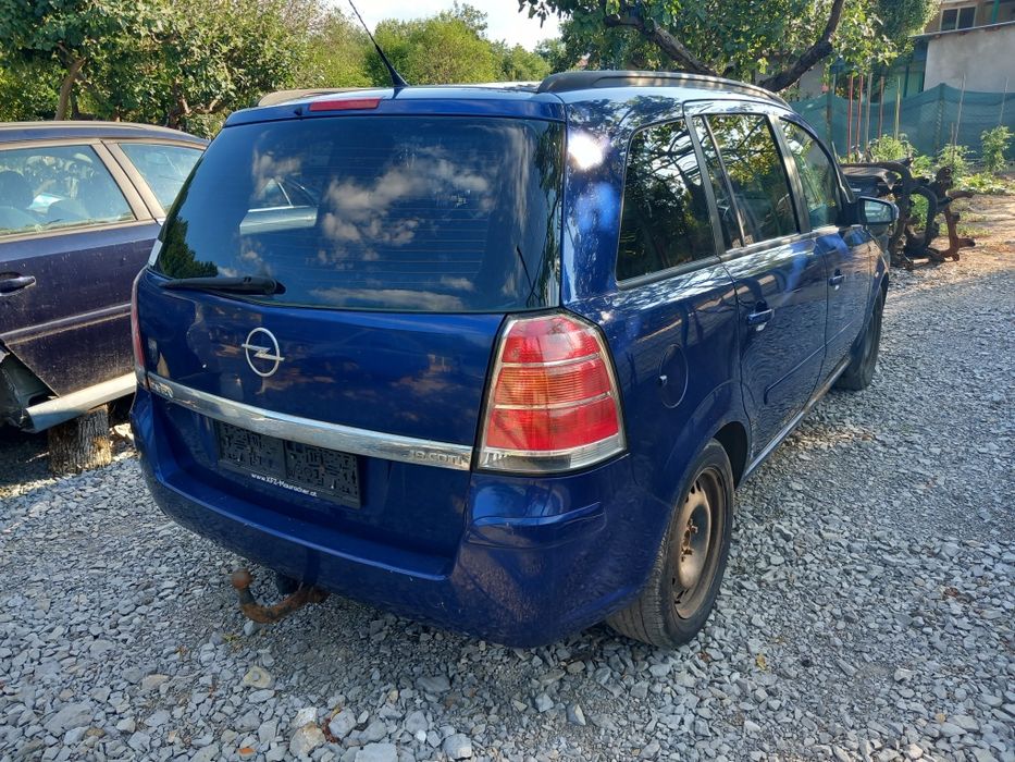 Opel Zafira B 1.9cdti-120кс./2006/- на части