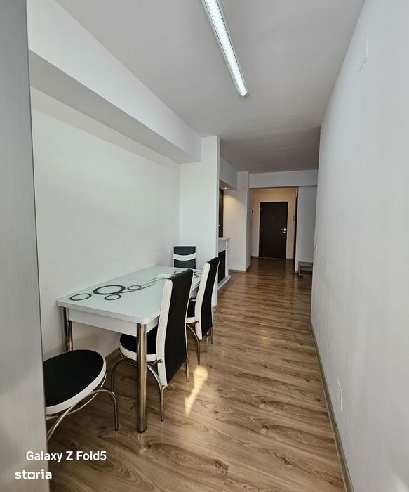 Apartament modern cu 3 camere de închiriat – Plazza Nufărul Oradea