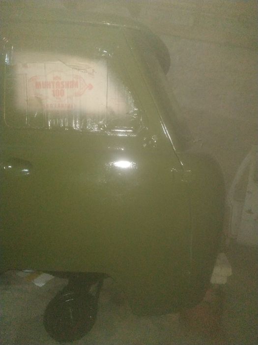 Uaz  sotiladi  pul zarir noldan terilgan