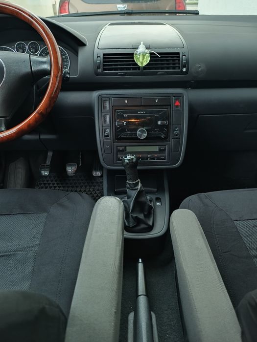 Продавам Фолксваген шаран