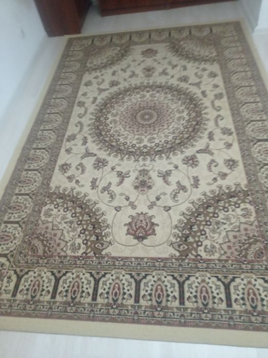 Ковёр 3 м на 2 продам чистый