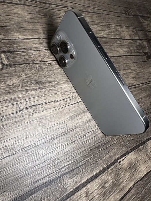 iPhone 15 Pro 128GB Natural Titanium • Като Нов • Без Забележки