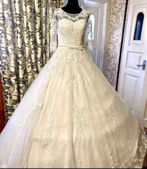 Свадебное ПЛАТЬЕ