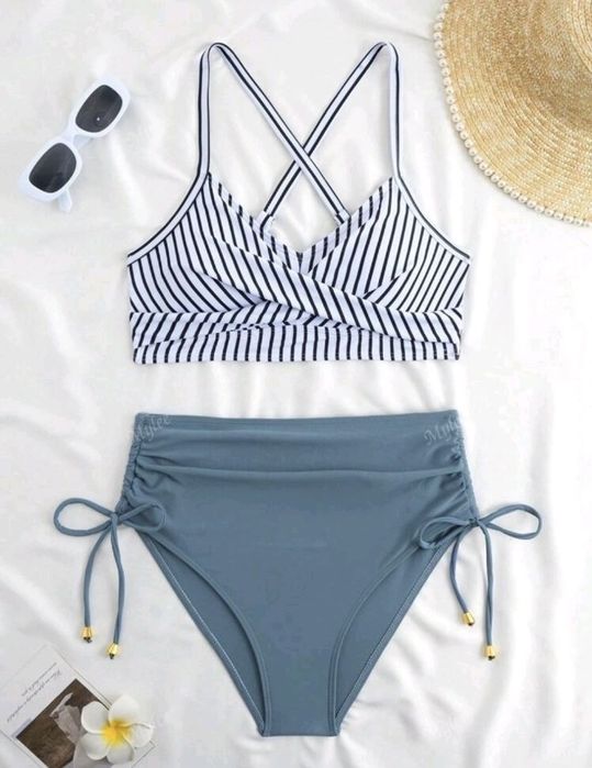 Бански костюм за жени, нов,  Размер М, цвета е син!