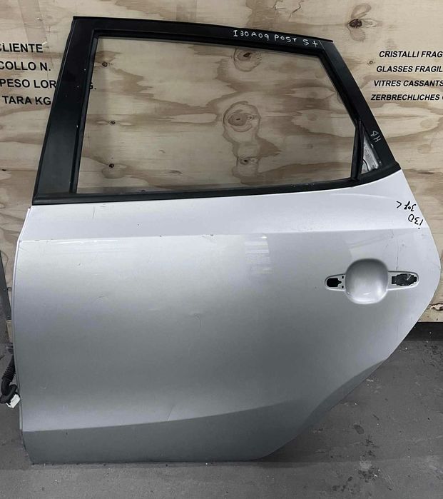 Задна лява врата за Хюндай i30, 2009 г.