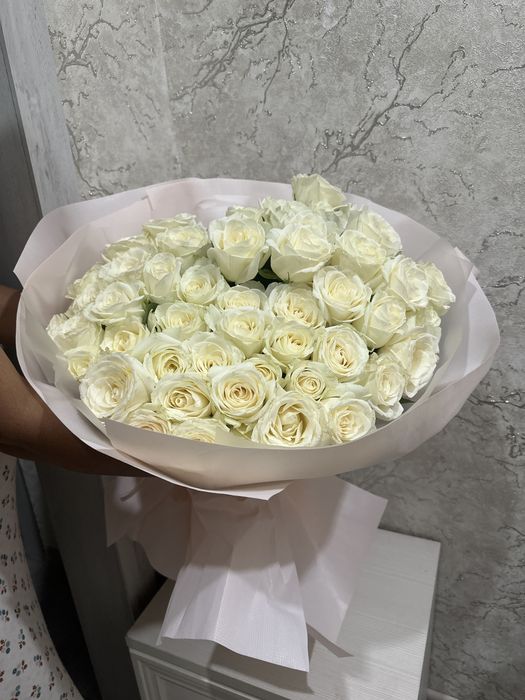 Продам букет из 51 белой розы