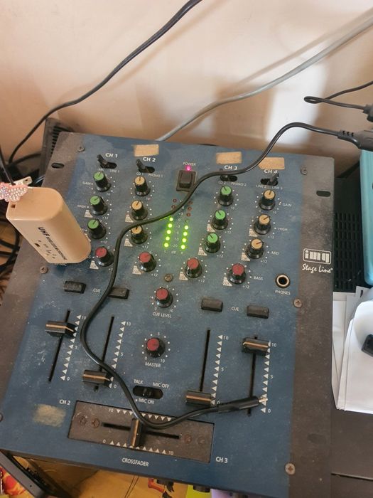 Колони усилвател пулт