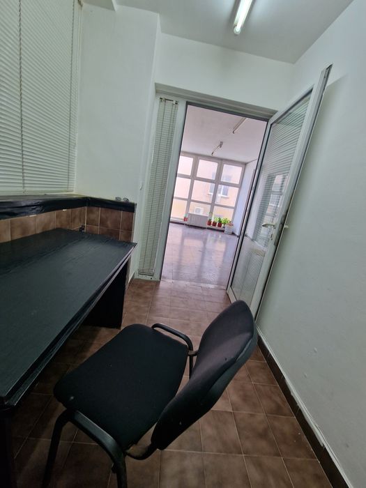 Дава се под наем Офис в София, Банишора - 10 кв.м за 61.2 € - Снимка #8