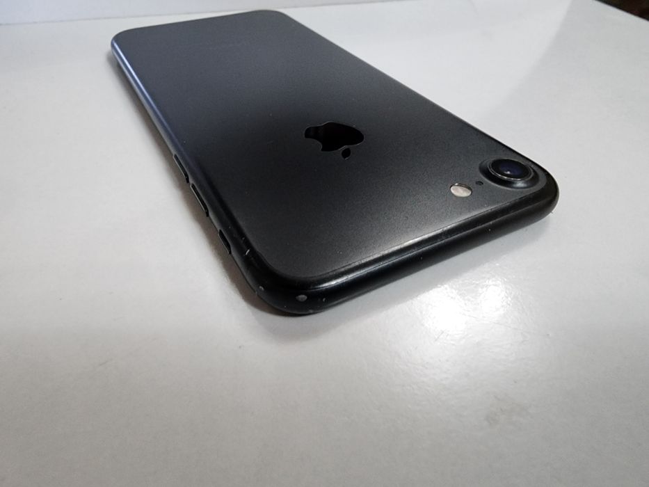Iphone 7 LL/A Matte Black Ideal 32GB Bat 100% Atpechatkalari ishlidi