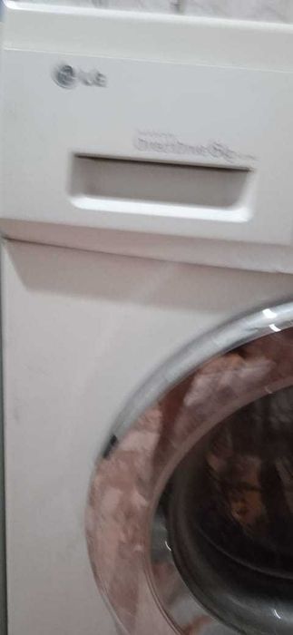 продам машинку стиральную LG