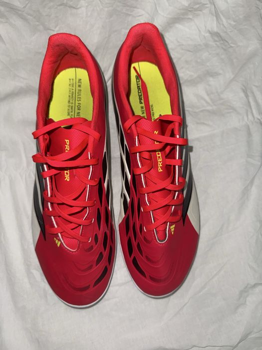 Ghete de fotbal Adidas Predator Club TF