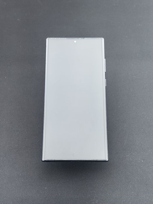 Samsung Galaxy S22 Ultra  256 GB ID-hga861