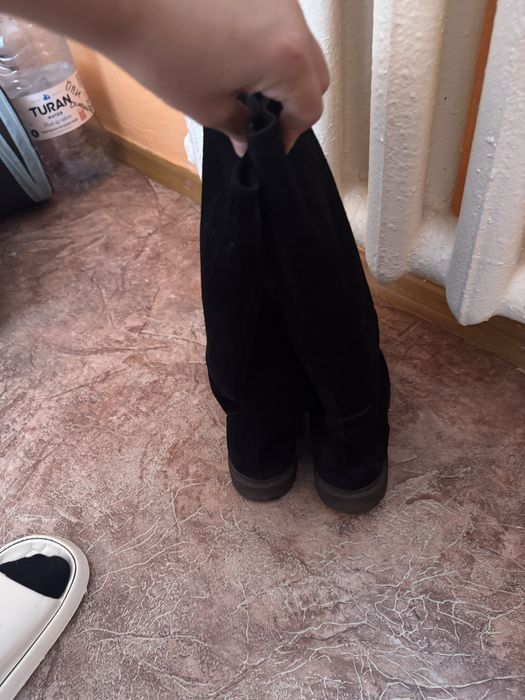 Зимние кожаные сапоги