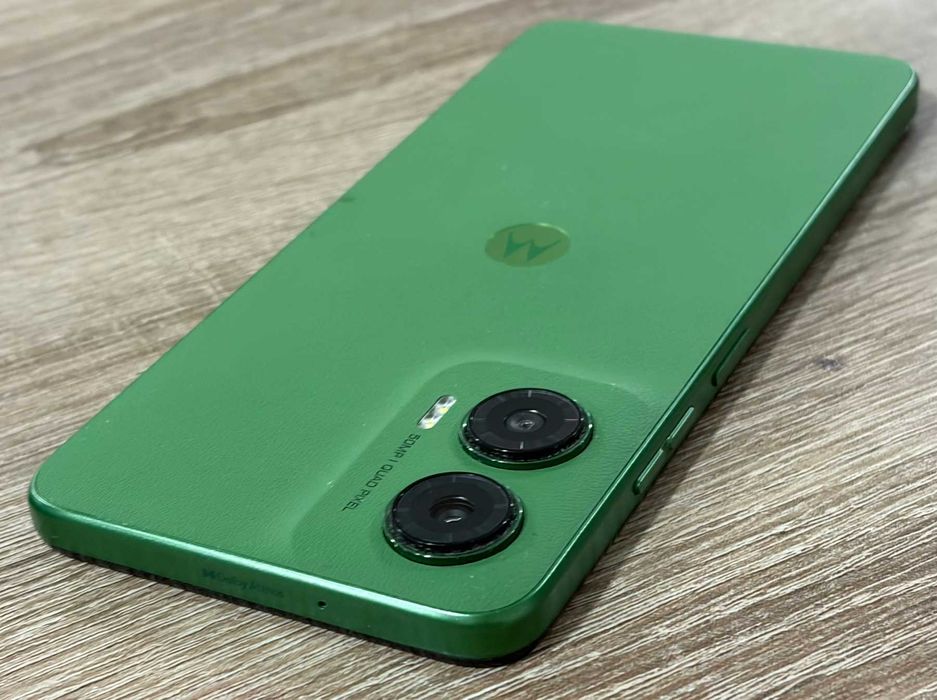Продавам Motorola G35 5g 256/4gb