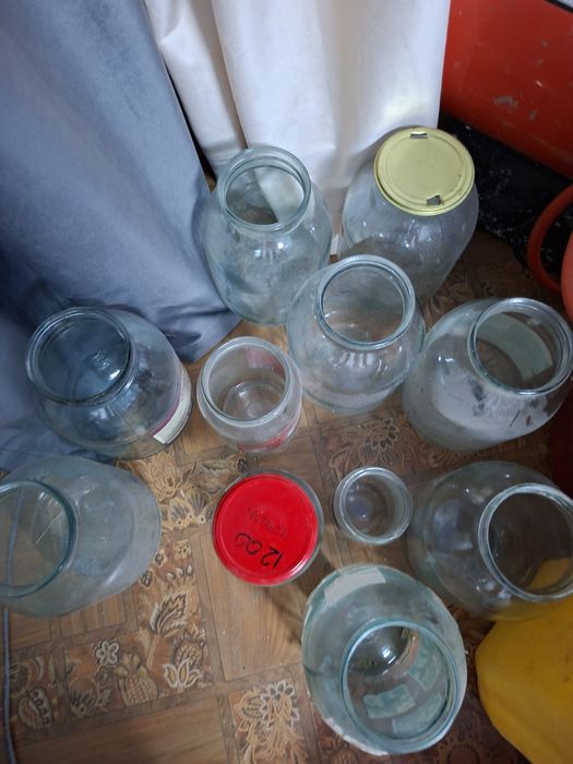 Отдам даром банки