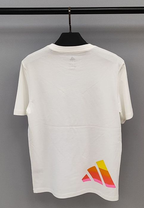 Тениски Adidas и North Face