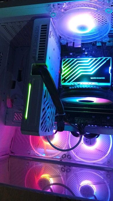 Pc gaming rtx 5060 ti ryzen 7 9700x 32gb ddr5 garantie inclusa!