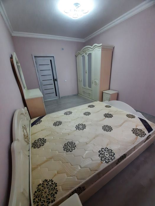 2 хоналик квартира,  срочно сотилади.