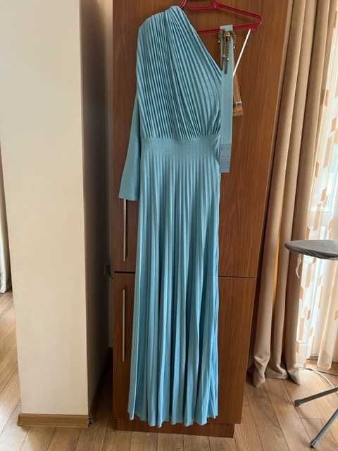 рокля Elisabetta Franchi