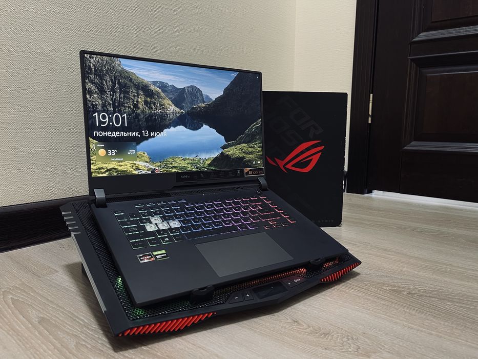 Игровой ноутбук Asus Rog Strix