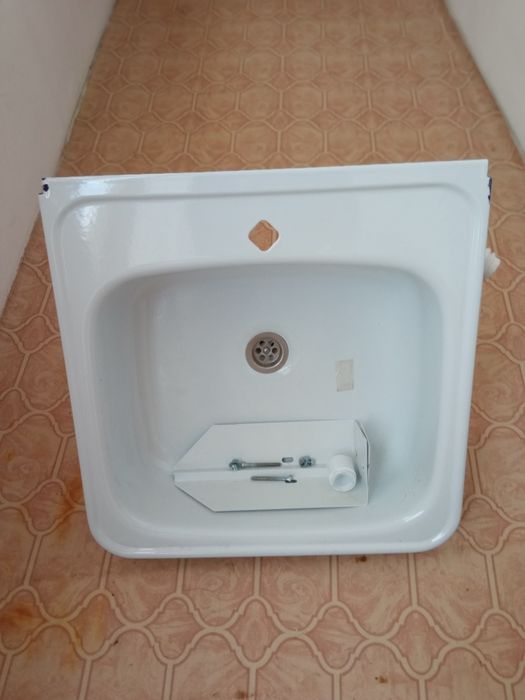 Продается Кухонная вытяжка