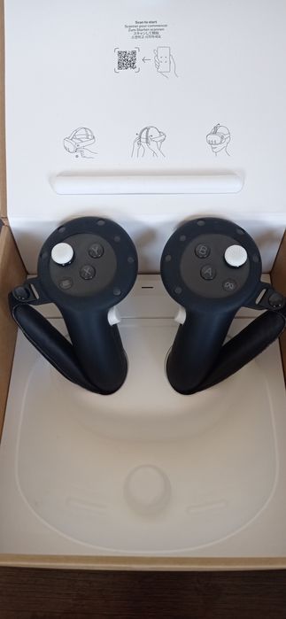 Meta Quest 3 с доп. креплением и чехлами