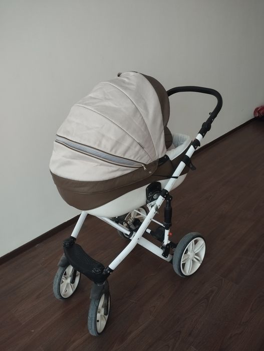 Коляска детская люьлка